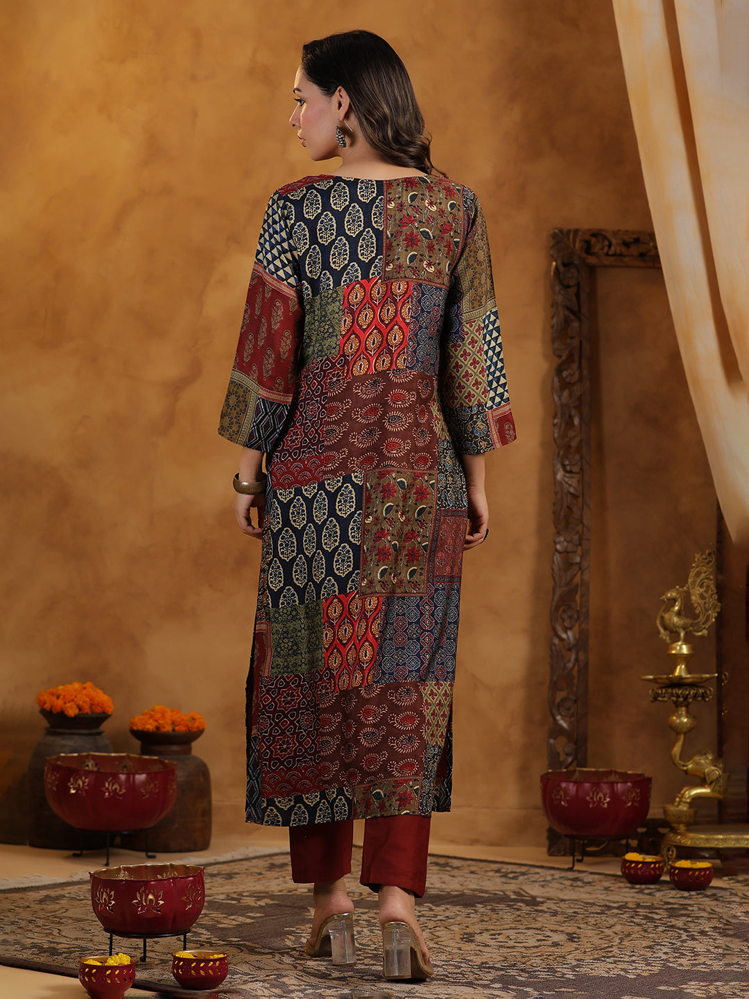 Printed Cotton Blend Kurta With Pants