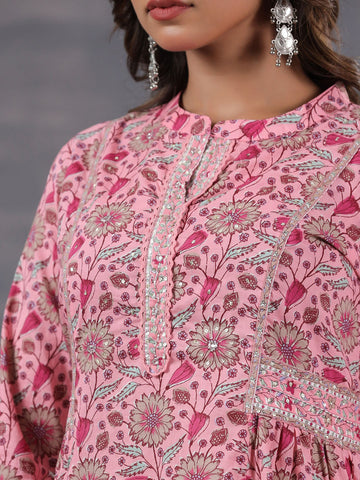 Floral Printed Cotton Blend  Kurta With Pants