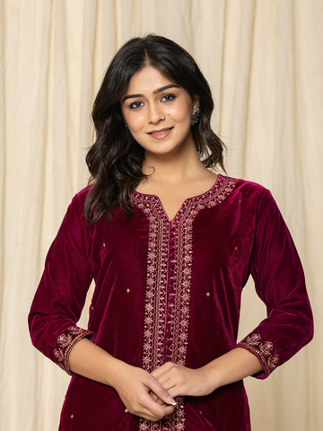 Zari Neck Embroidered Velvet Kurta With Pants