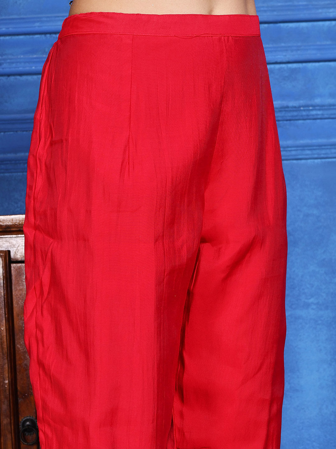 Embroidered Muslin Kurta With Pants & Dupatta