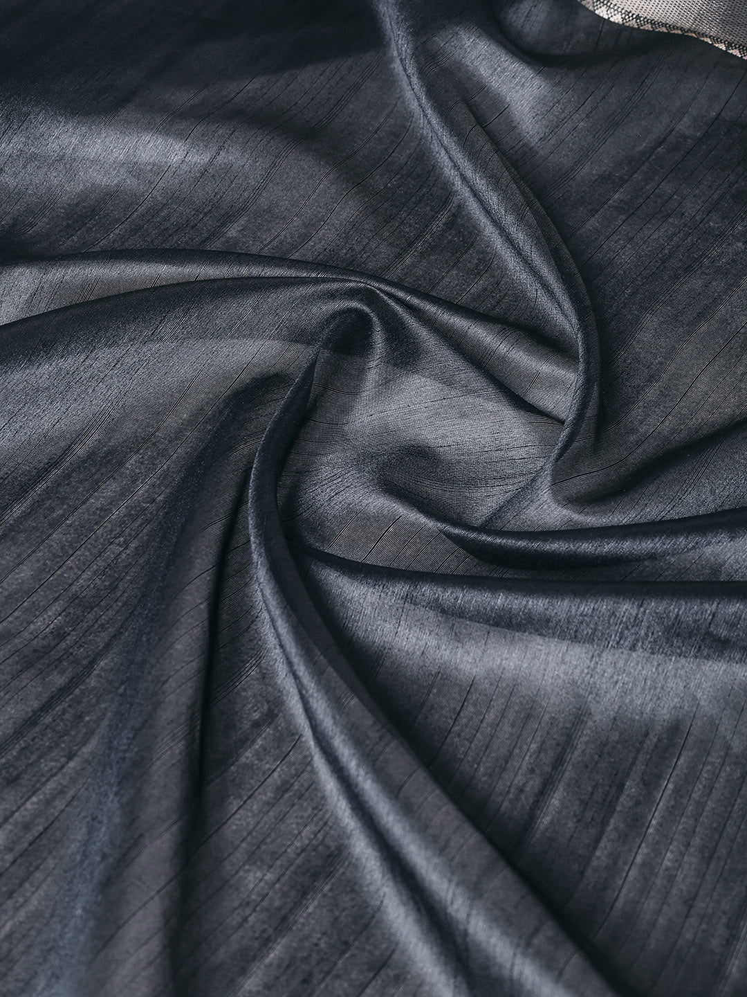 Plain Art slik Saree