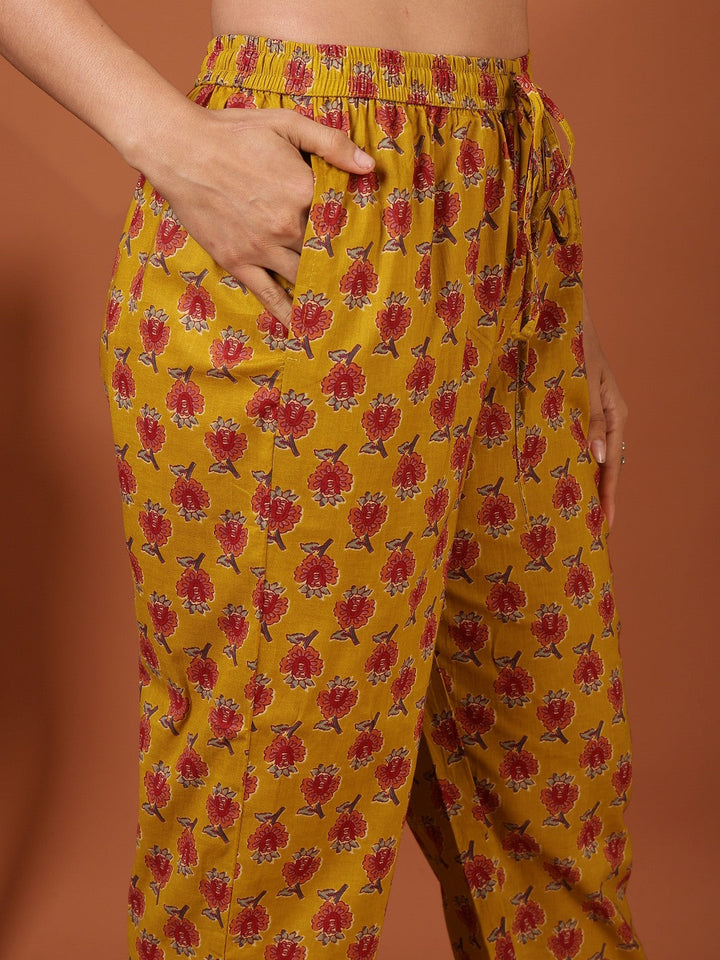 Printed Cotton Blend Kurta With Pant &amp; Dupatta