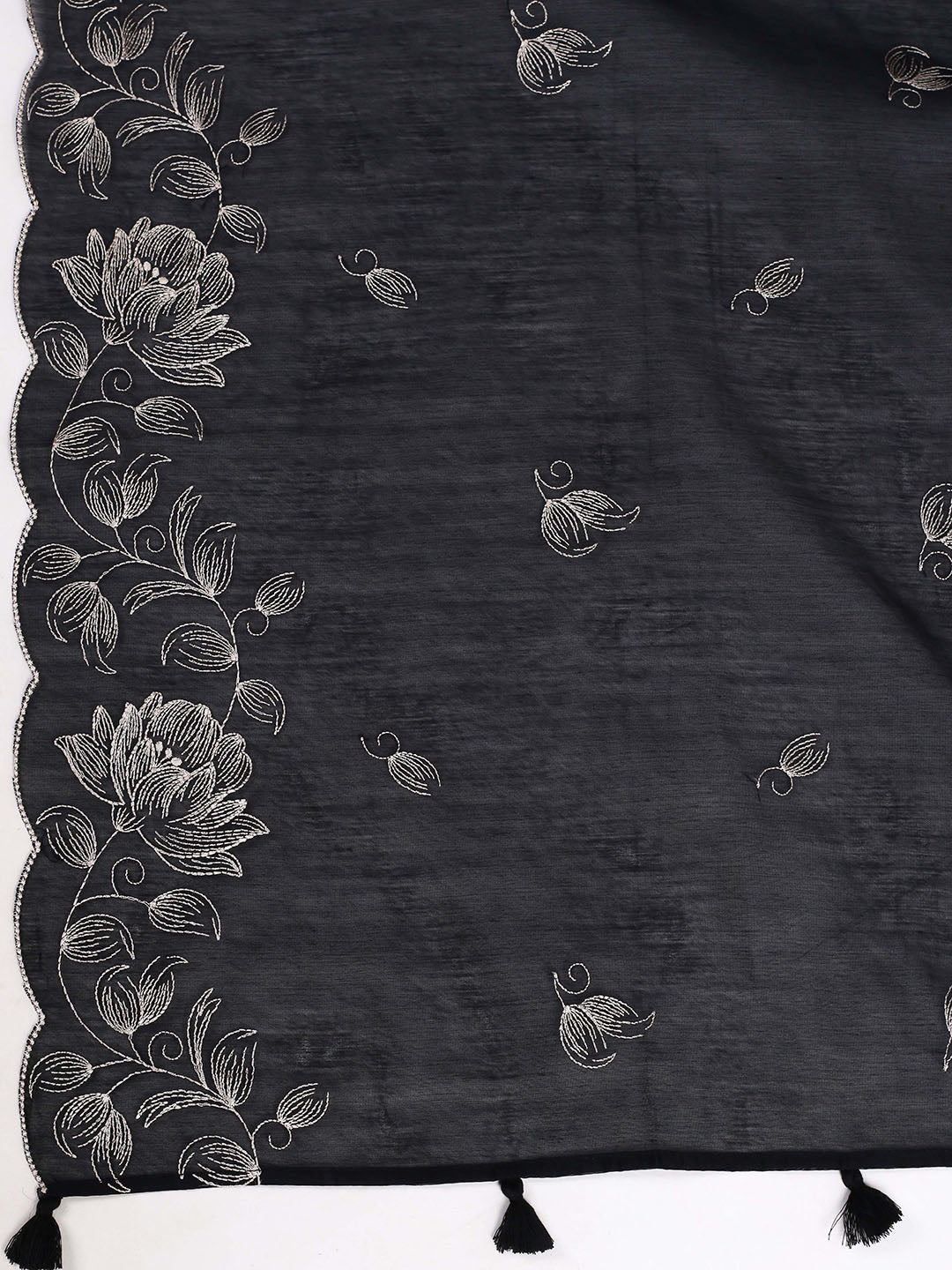 Embroidered Chanderi Kurta With Pant &amp; Dupatta