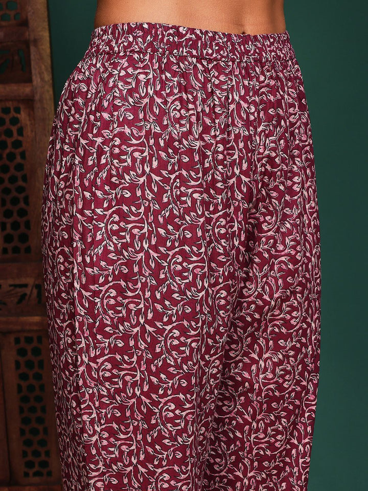 Floral Printed Cotton Blend Kurta With Pant &amp; Dupatta