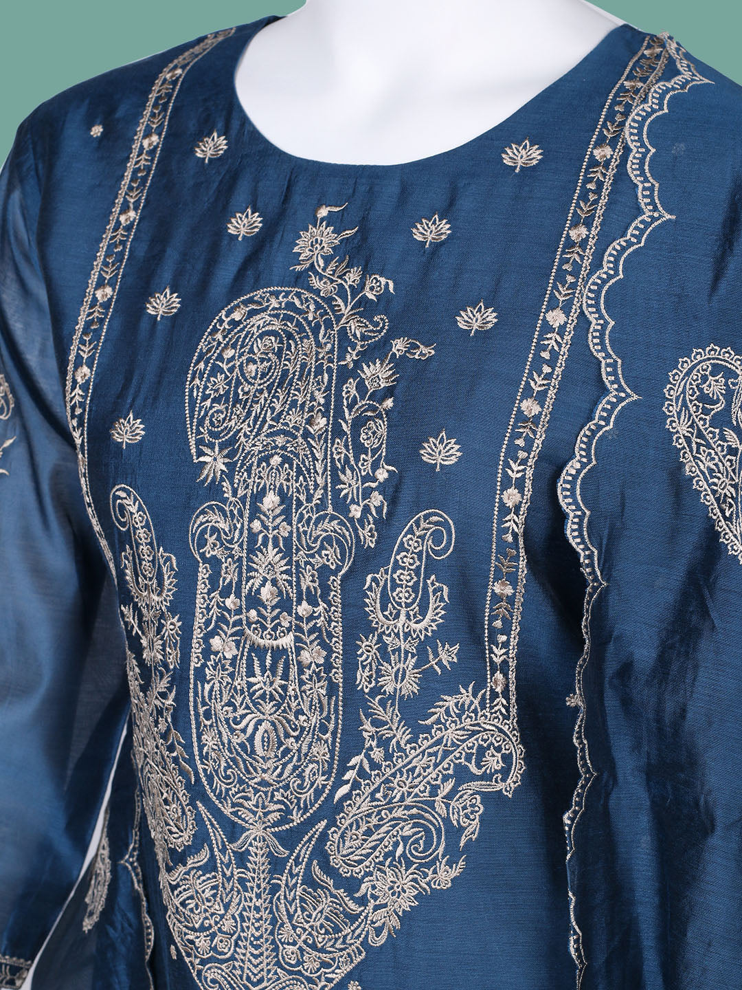 Embroidered Chanderi Kurta With Pant & Dupatta