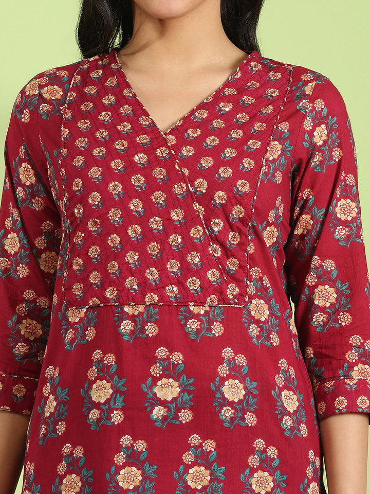 Floral Printed Cotton Blend Kurta
