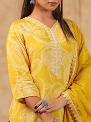 Printed Muslin Kurta With Pants & Dupatta