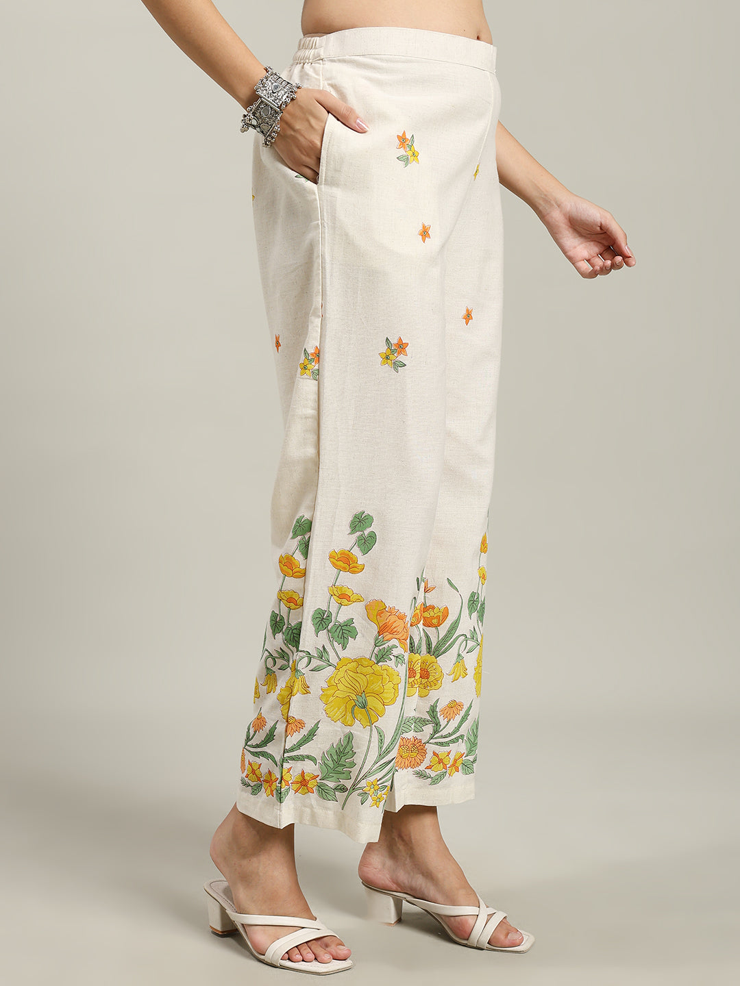 Printed Cotton Blend Kurta With Pants