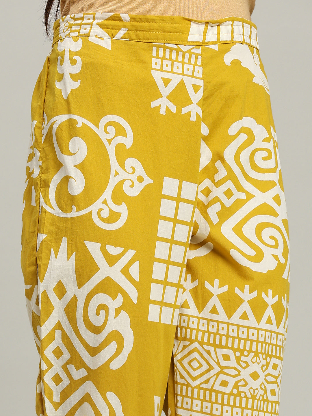 Printed Cotton Blend Kurta With Pants