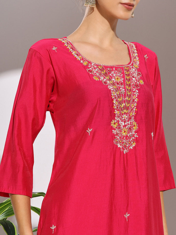 Embroidered Muslin Kurta With Pants &amp; Dupatta