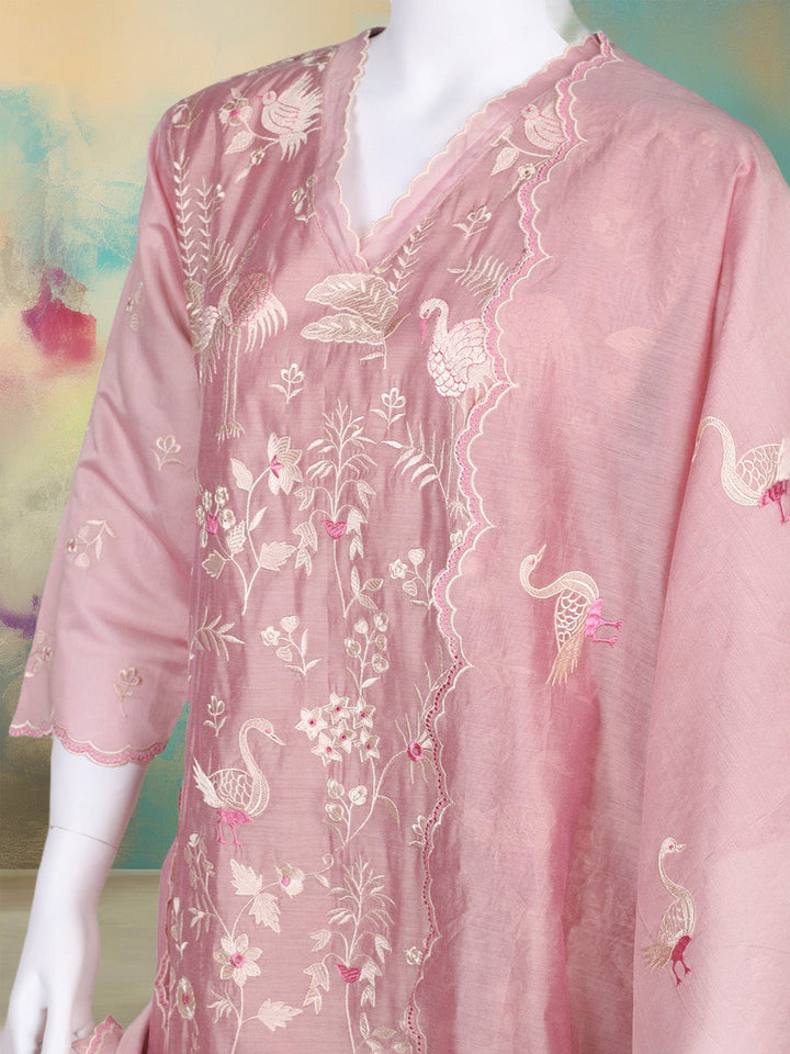 Embroidered Chanderi Kurta With Pant &amp; Dupatta