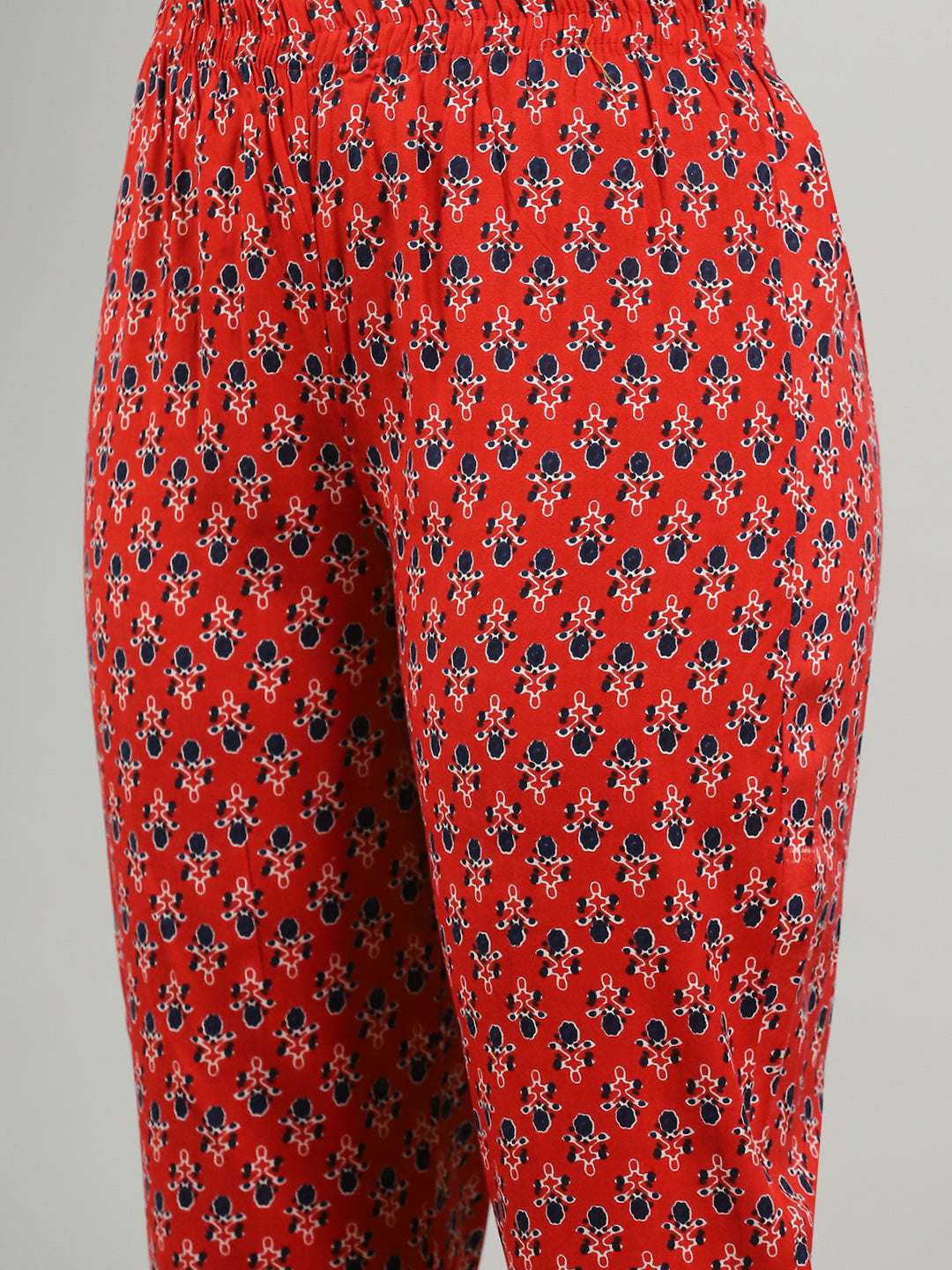 Printed Cotton Blend Kurta & Pants