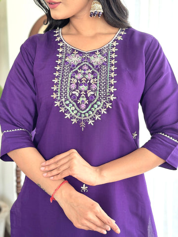 Resham Embroidery Chanderi Kurta With Pants & Dupatta