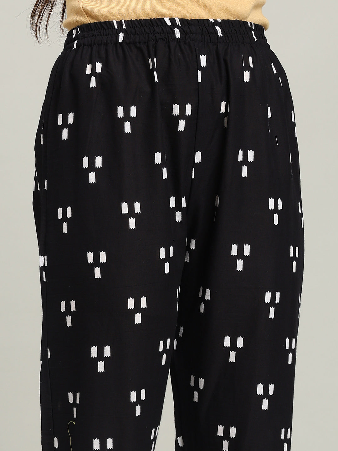 Printed Cotton Blend Kurta With Pants