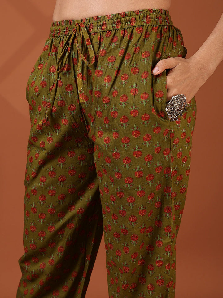 Printed Cotton Blend Kurta With Pant &amp; Dupatta
