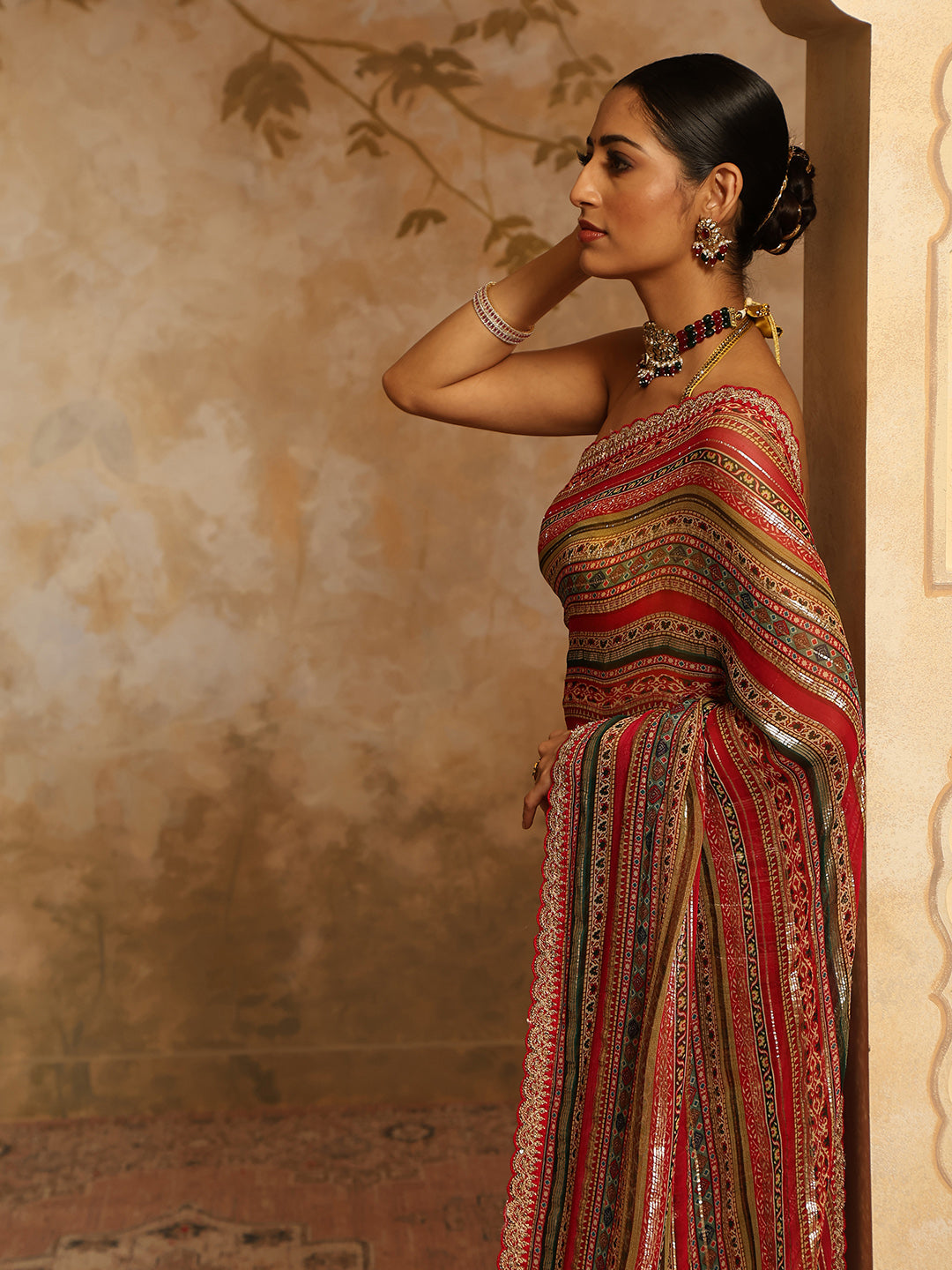 Digital Printed &amp; Zari Stripes Georgette Saree
