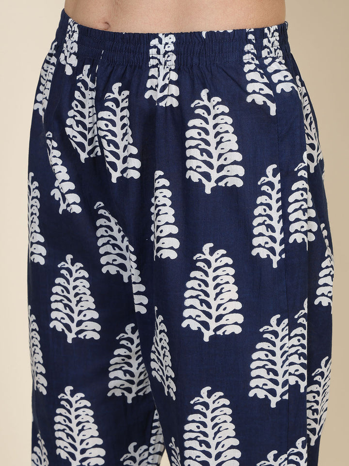 Printed Cotton Blend Kurta With Pants
