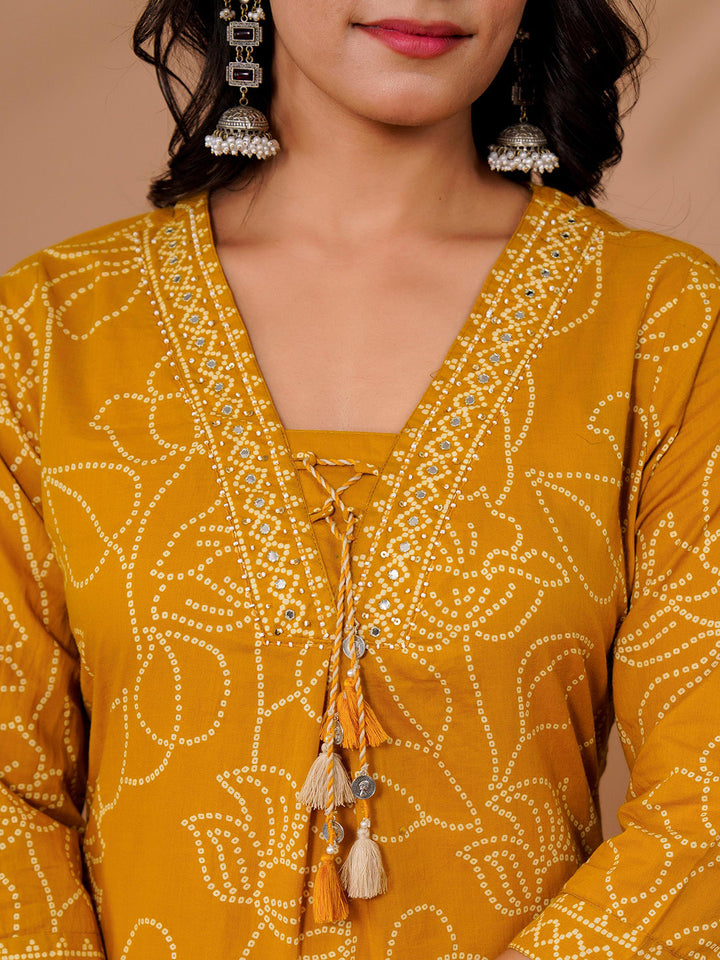 Yellow Cotton Blend Printed Straight Suit Set