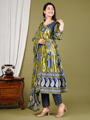 Printed Chanderi Kurta With Pants & Dupatta