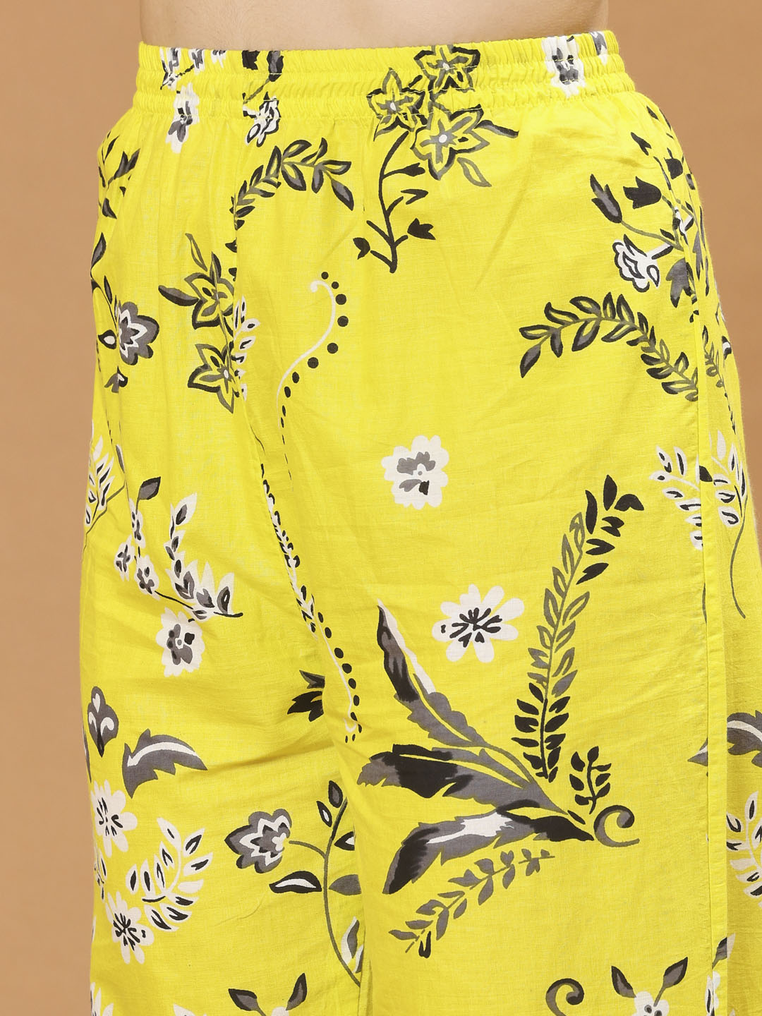 Floral Printed Cotton Kurta With Pants