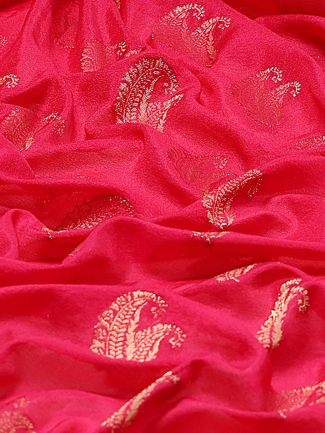 Plain Crepe Saree