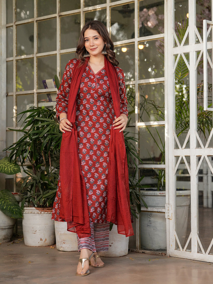 Neck Embroidery Cotton Blend Kurta With Pants &amp; Dupatta