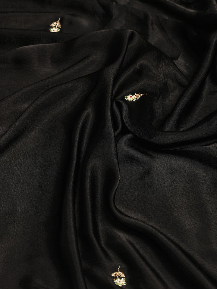 Thread Embroidered Chinnon Saree