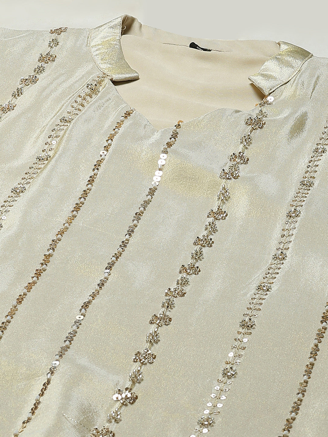 Embroidered Chinon Kurta With Pant