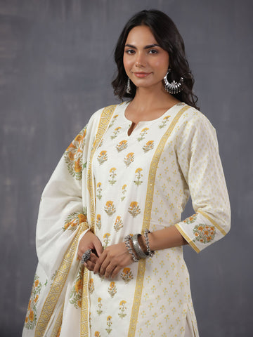 Digital Floral Printed Cotton Blend Kurta With Pants & Dupatta