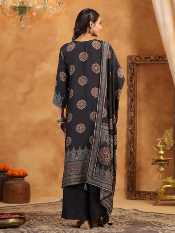 Printed Muslin Kurta With Pants & Dupatta