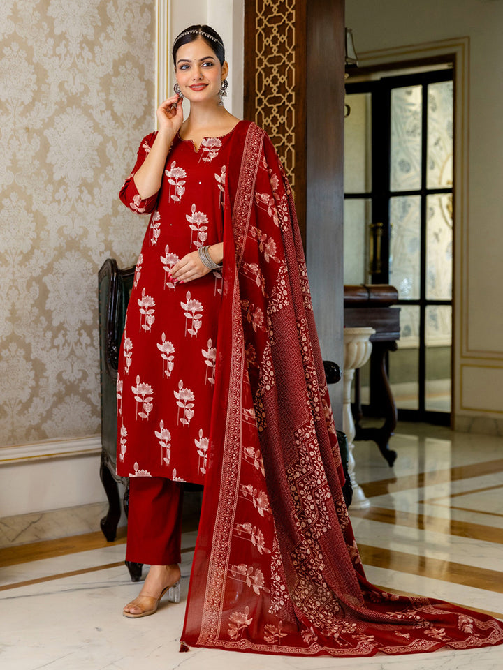Red Printed Cotton Blend Round Neck Suit Set