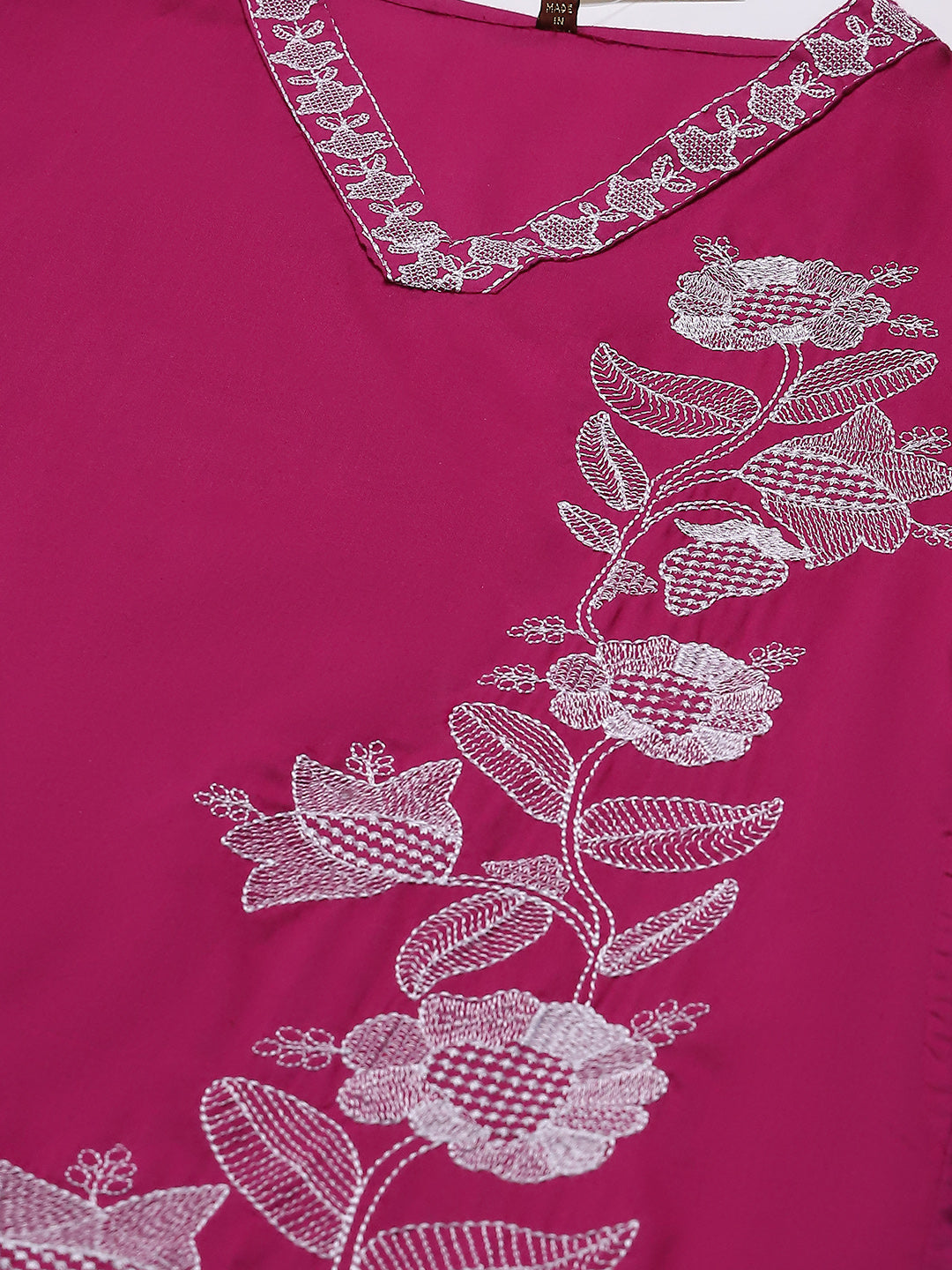 Embroidered Cotton Blend Kurta With Pants