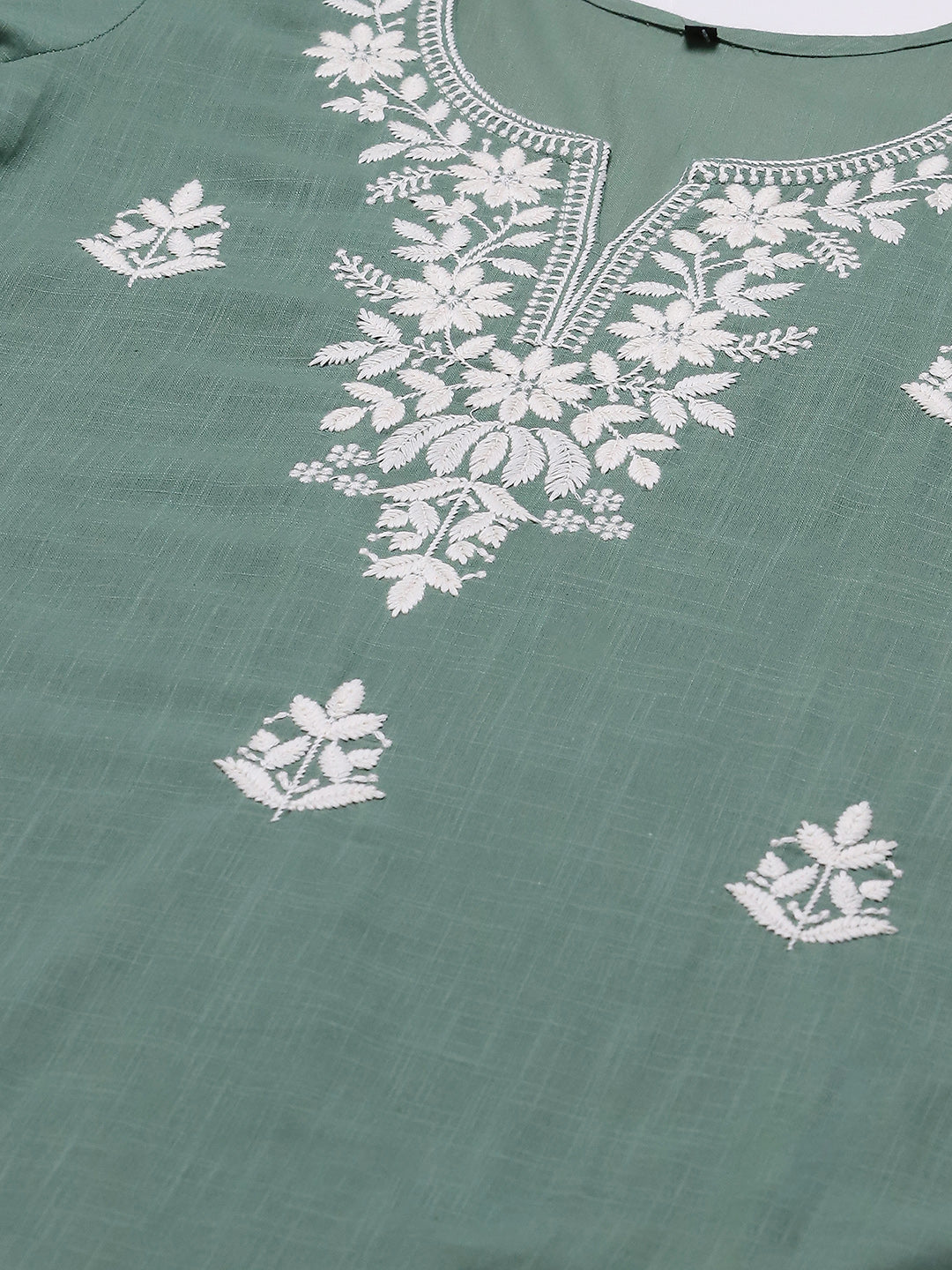 Neck Embroidered Cotton Blend Kurta With Pants