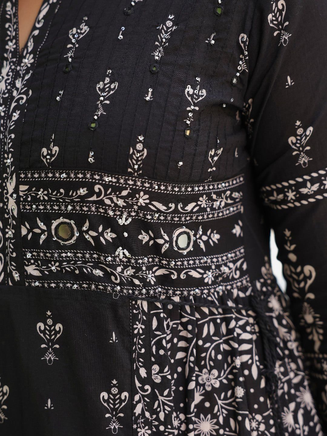 Black Cotton Blend Floral Printed Straight Suit Set