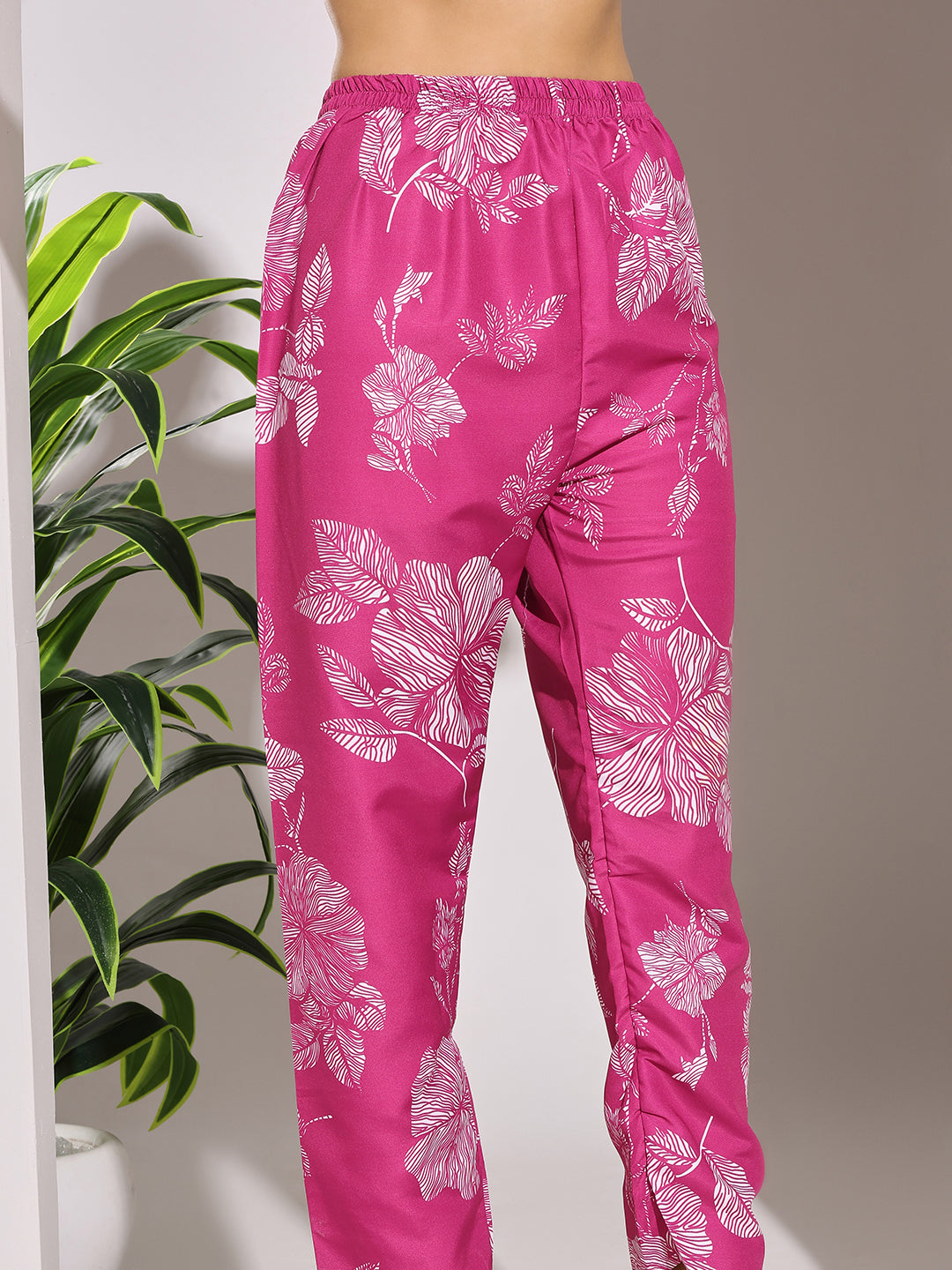 Digital Printed Cotton Blend Kurta With Pants