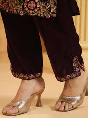 Neck Zari Embroidered Velvet Kurta With Pants & Dupatta