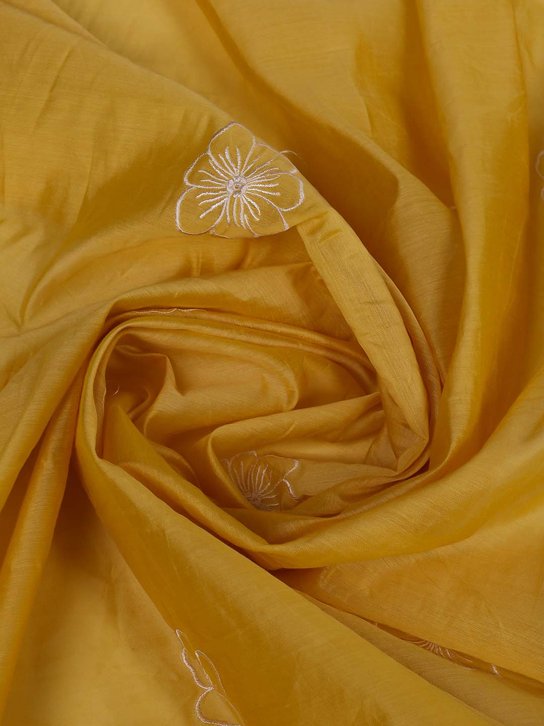 Embroidered Chanderi Kurta With Pant & Dupatta