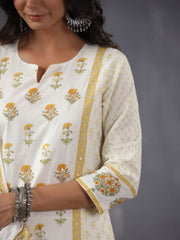 Digital Floral Printed Cotton Blend Kurta With Pants & Dupatta