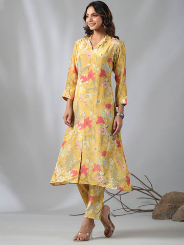 Floral Printed Crepe Kurta With Pants