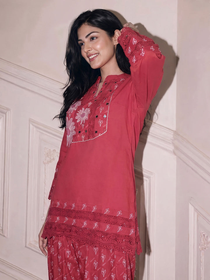Hot Pink Embroidered Cotton Blend Kurta With Pant &amp; Dupatta