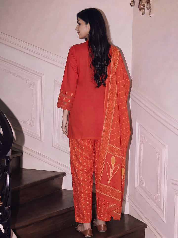 Red Embroidered Cotton Blend Kurta With Pant &amp; Dupatta