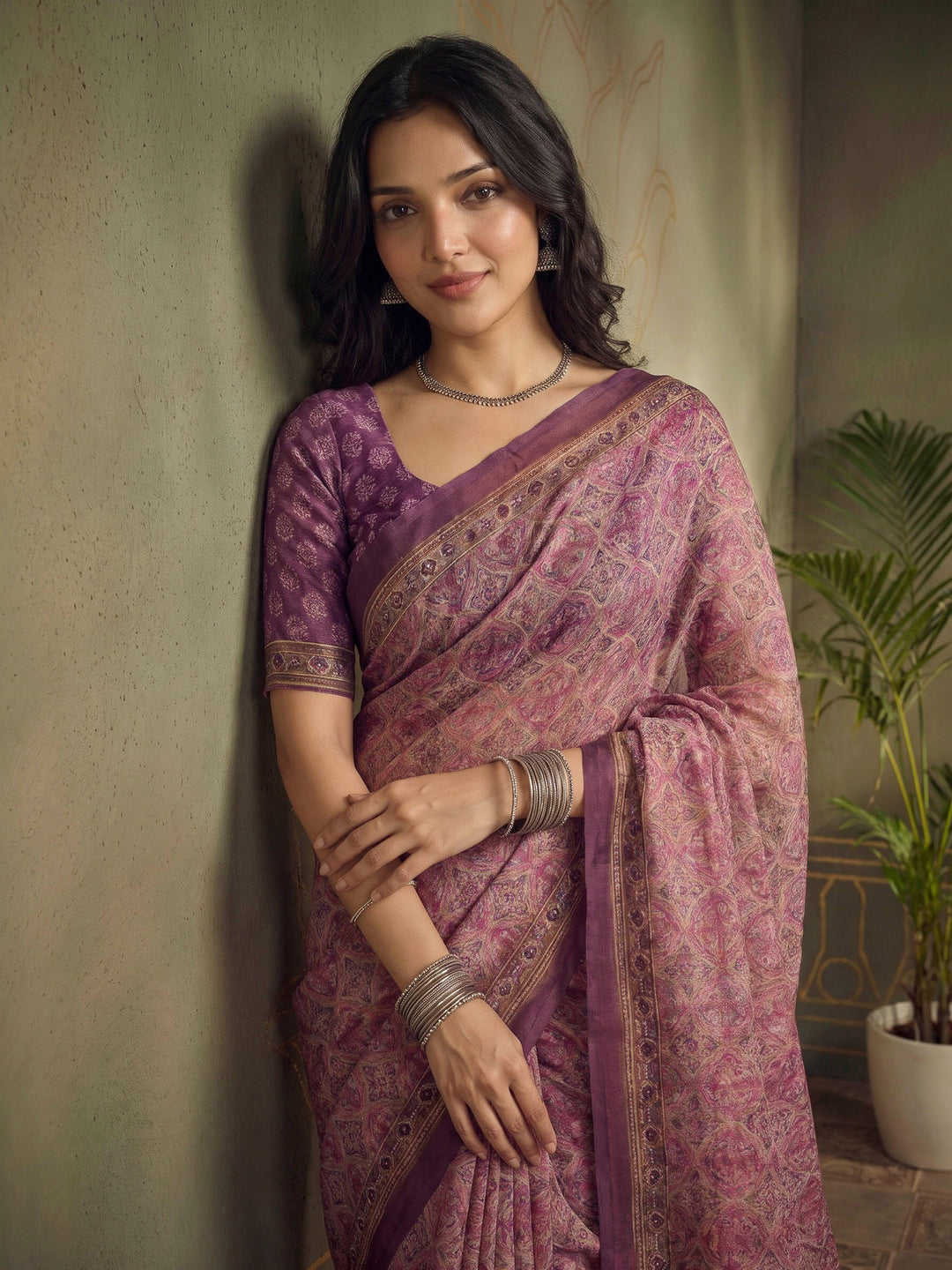 Pink Cotton Blend Printed Saree
