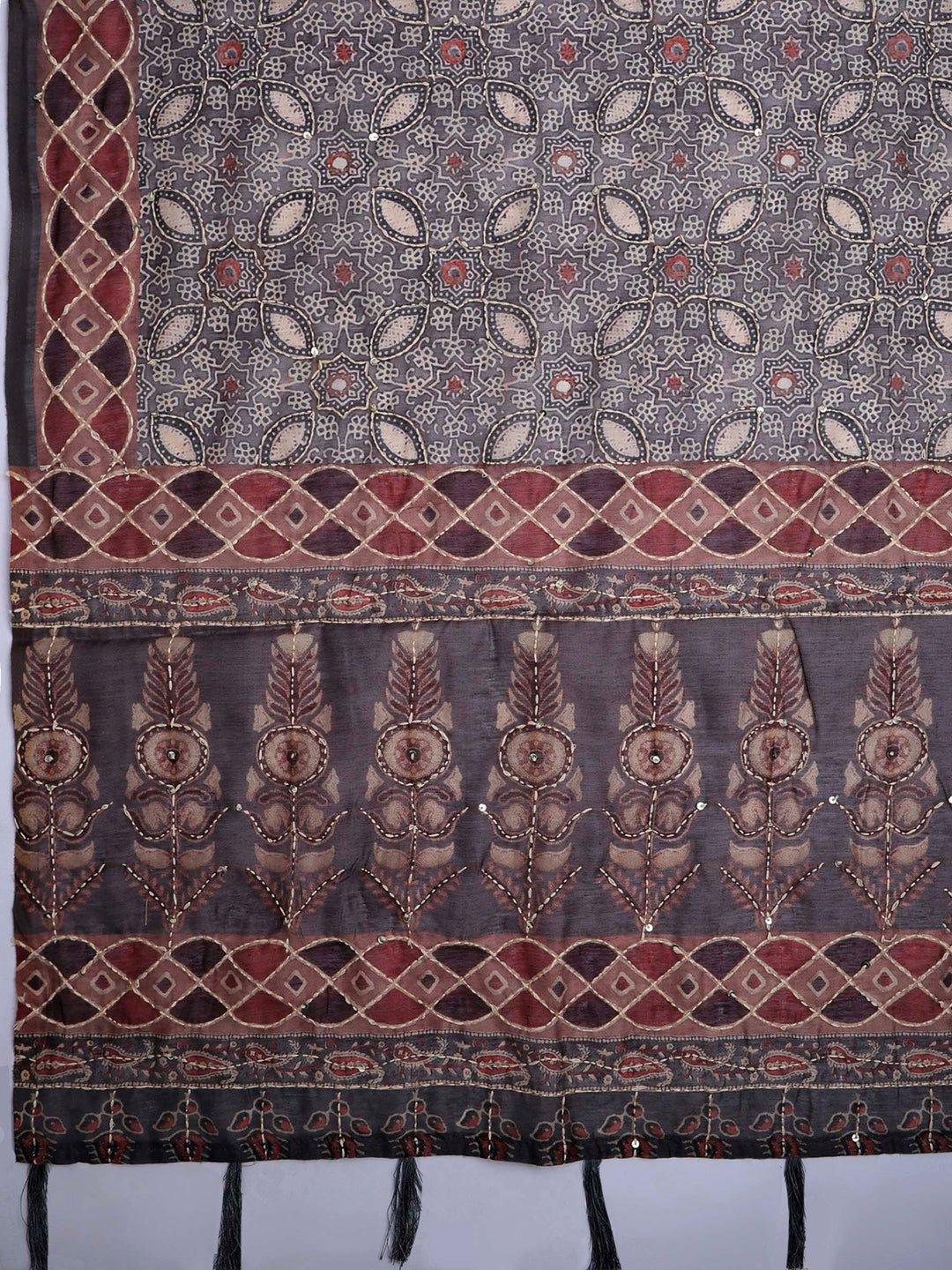 Grey Cotton Blend Printed Saree