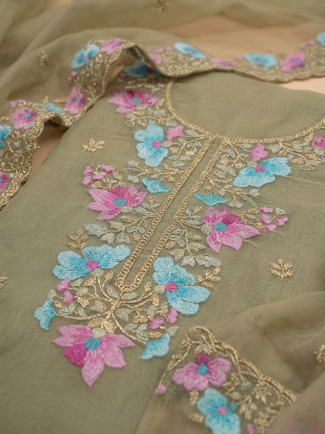 Mehndi Organza Embroidered Unstitched Dress Material