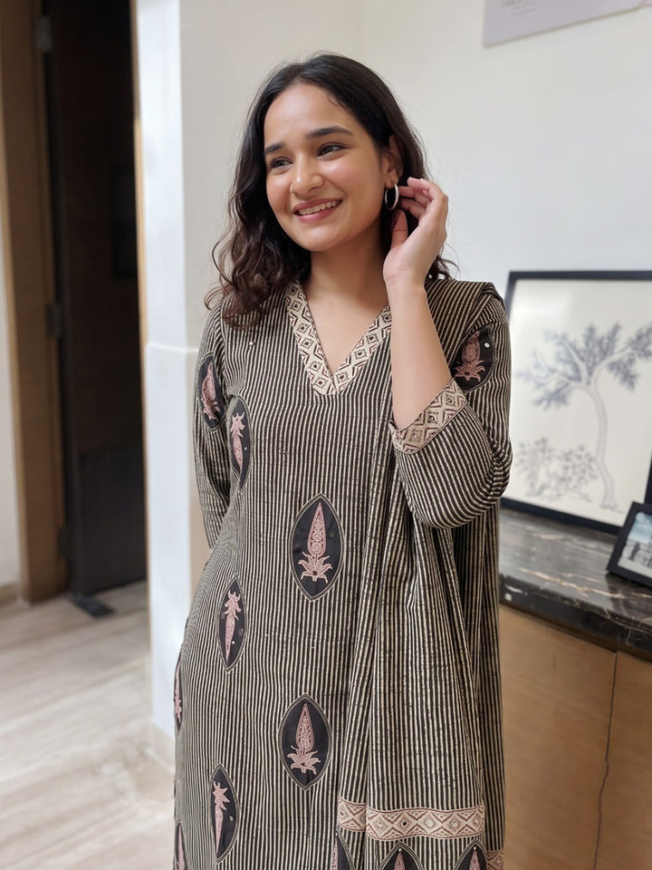 Black Printed Cotton Blend Kurta With Pant &amp; Dupatta