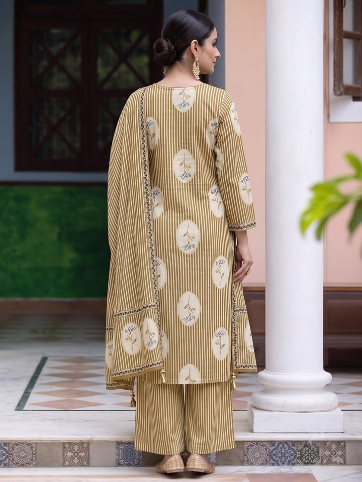 Yellow Printed Cotton Blend Kurta With Pant &amp; Dupatta
