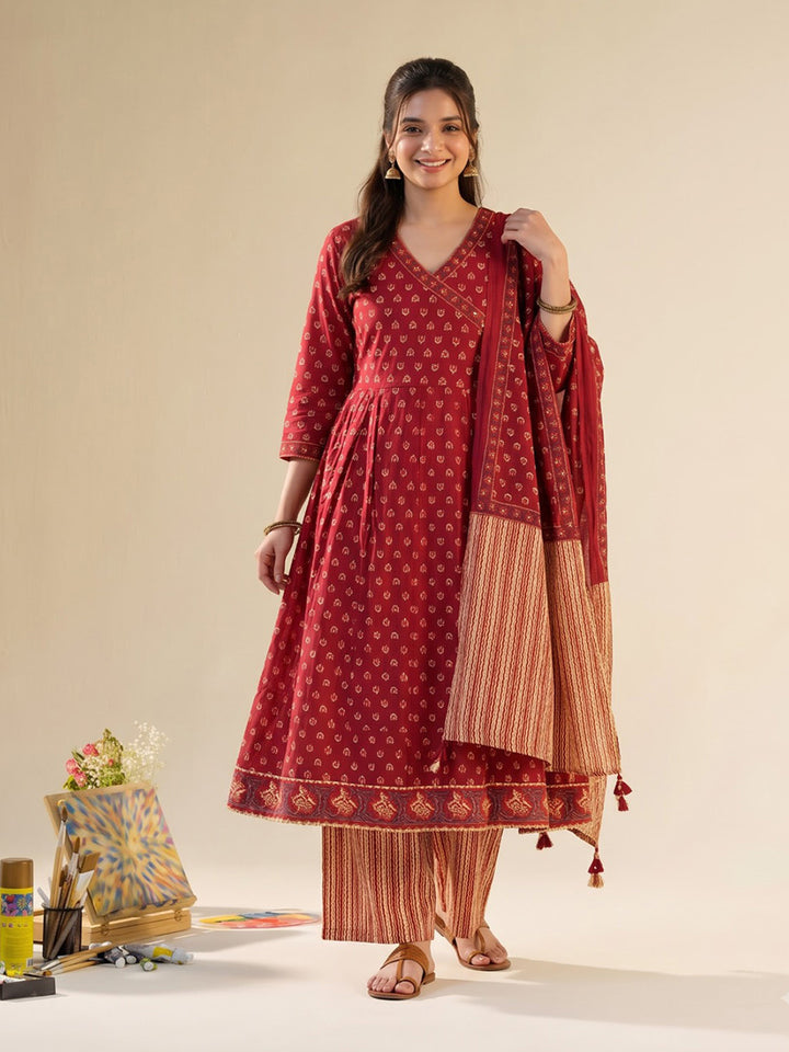 Red Printed Cotton Blend Kurta With Pant &amp; Dupatta