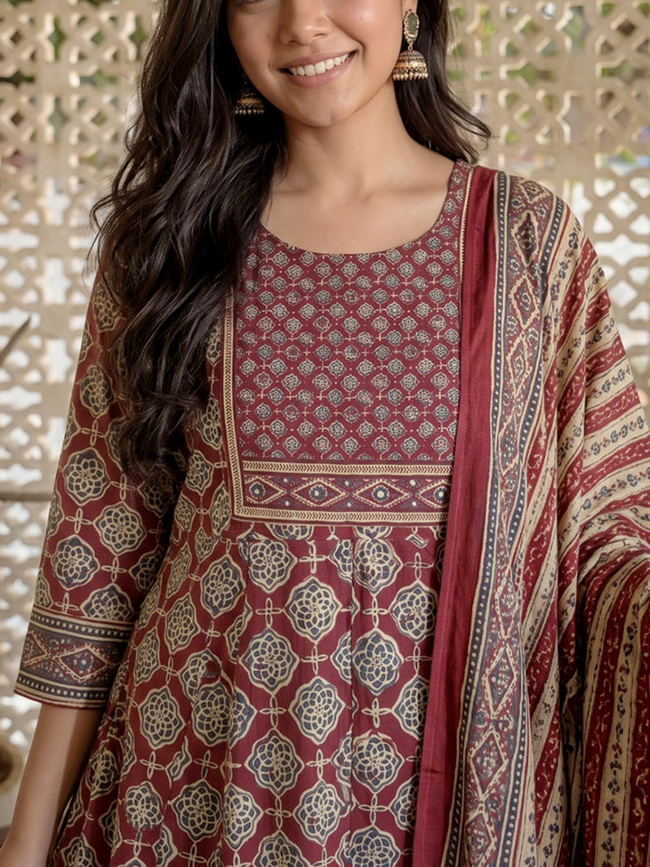 Maroon Printed Cotton Blend Kurta With Pant &amp; Dupatta