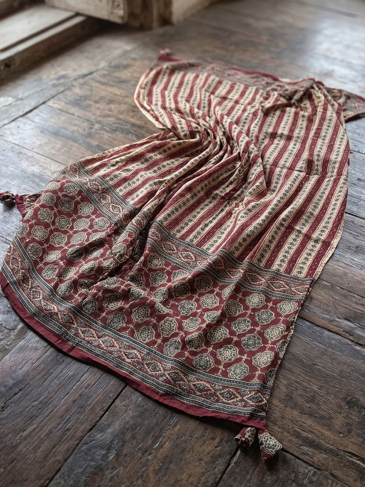Maroon Printed Cotton Blend Kurta With Pant &amp; Dupatta
