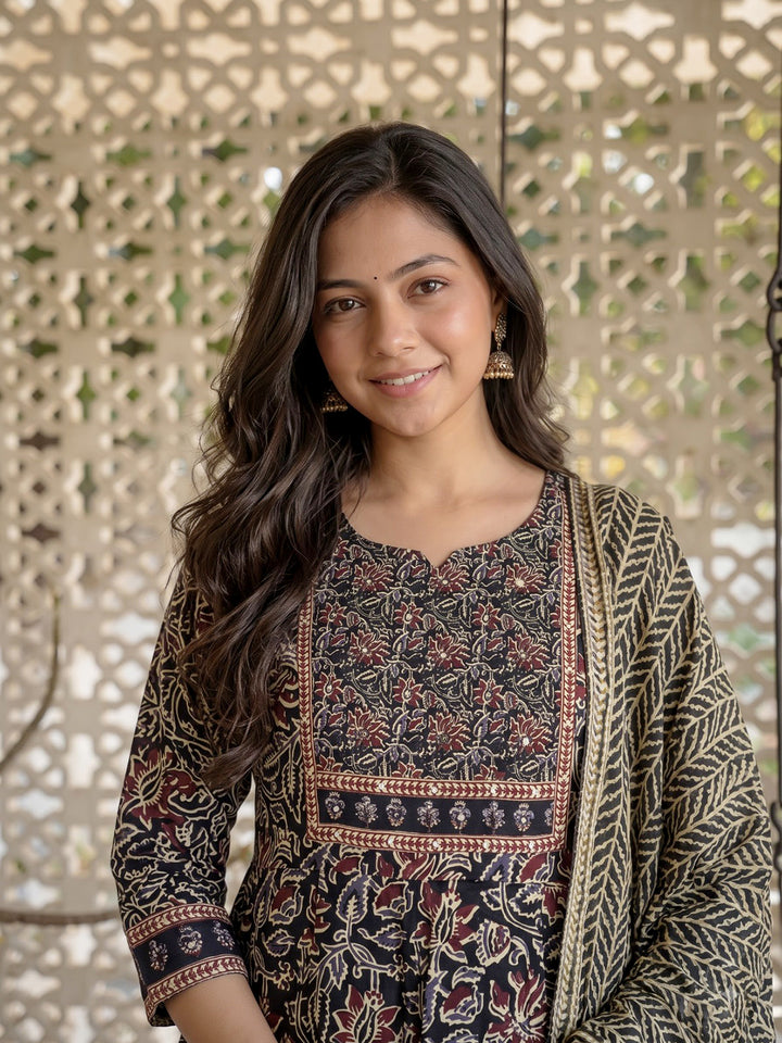 Black Printed Cotton Blend Kurta With Pant &amp; Dupatta